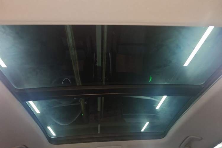 Used Volkswagen Passat 2025 Pro 380TSI Dragon Supreme Edition Headliner