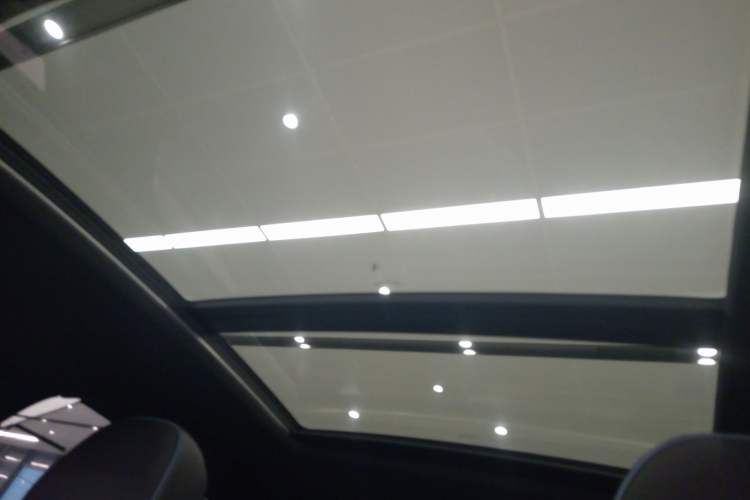 Used Volkswagen Passat 2025 Pro 380TSI Starry Dragon Luxury Edition Headliner