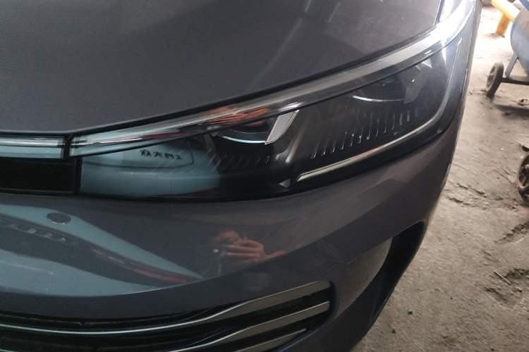 Used Volkswagen Passat 2025 Pro 380TSI Dragon Supreme Edition Left Front Headlight
