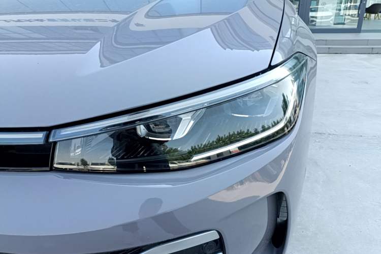 Used Volkswagen Passat 2025 Pro 380TSI Dragon Supreme Edition Left Front Headlight