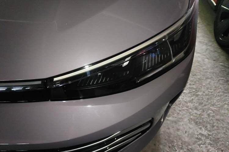 Used Volkswagen Passat 2025 Pro 380TSI Dragon Supreme Edition Left Front Headlight
