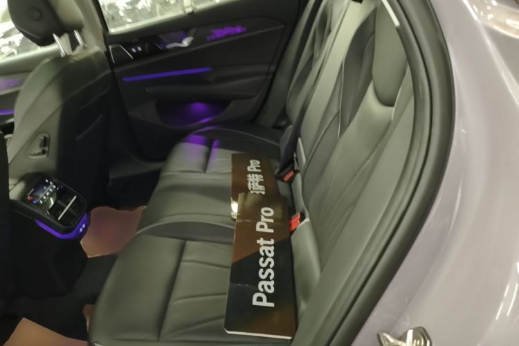 Used Volkswagen Passat 2025 Pro 380TSI Dragon Supreme Edition Left Rear Seat