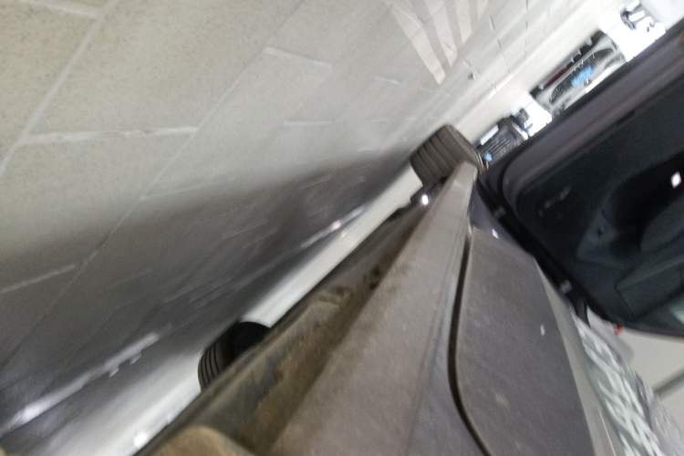 Used Volkswagen Passat 2025 Pro 380TSI Dragon Supreme Edition Left Side Sill