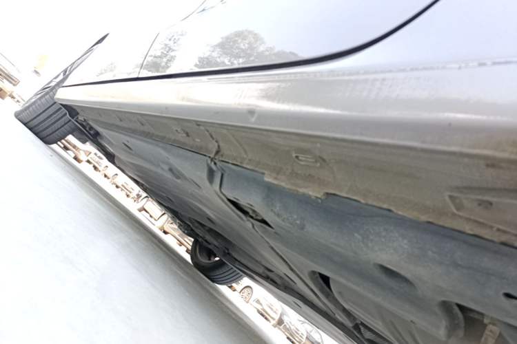 Used Volkswagen Passat 2025 Pro 380TSI Dragon Supreme Edition Left Side Sill