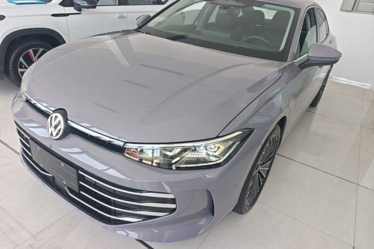 Used Volkswagen Passat 2025 Pro 380TSI Dragon Supreme Edition Guazi used car, China used car export, Used car for sale, Used Volkswagen cars, Cheapest cars for sale