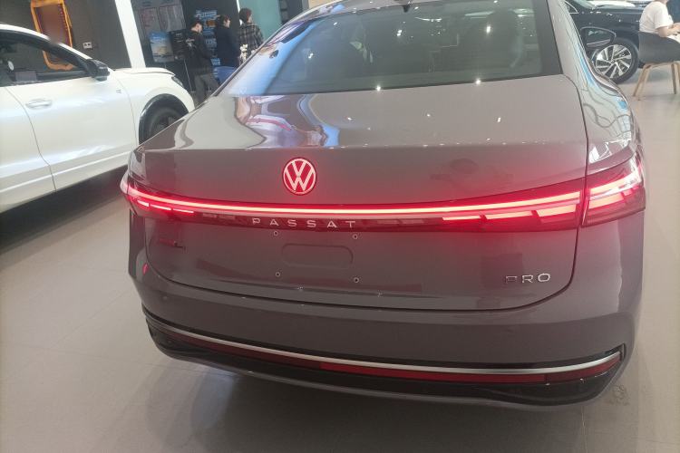 Used Volkswagen Passat 2025 Pro 380TSI Dragon Supreme Edition Rear