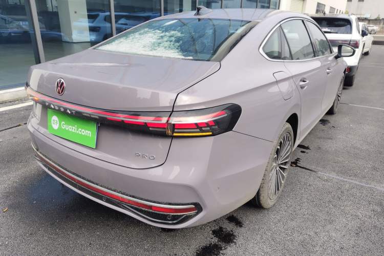 Used Volkswagen Passat 2025 Pro 380TSI Dragon Supreme Edition Rear Right 45 Deg