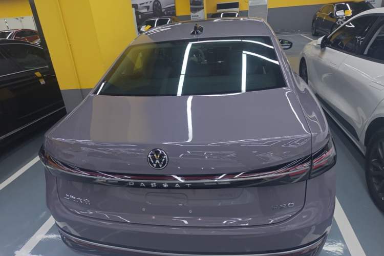Used Volkswagen Passat 2025 Pro 380TSI Dragon Supreme Edition Rear