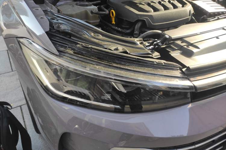 Used Volkswagen Passat 2025 Pro 380TSI Dragon Supreme Edition Right Front Headlight