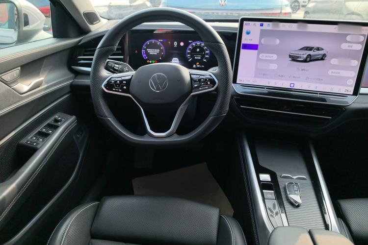 Used Volkswagen Passat 2025 Pro 380TSI Dragon Supreme Edition Steering Wheel