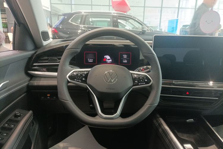Used Volkswagen Passat 2025 Pro 380TSI Dragon Supreme Edition Steering Wheel