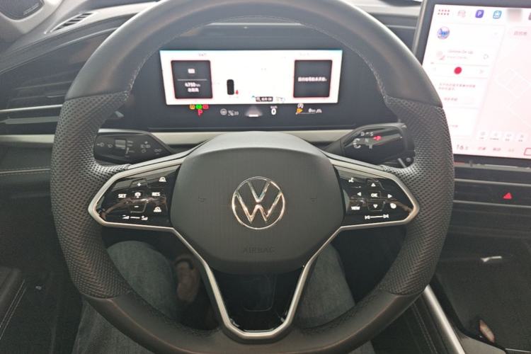 Used Volkswagen Passat 2025 Pro 380TSI Dragon Supreme Edition Steering Wheel