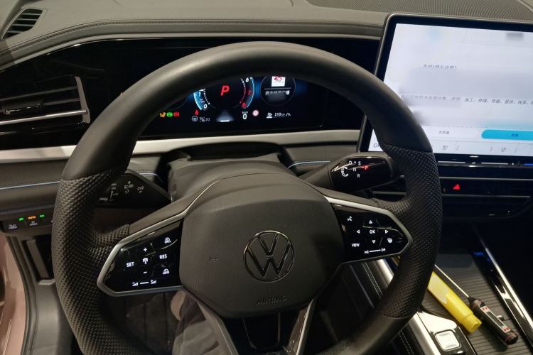 Used Volkswagen Passat 2025 Pro 380TSI Starry Dragon Luxury Edition Steering Wheel