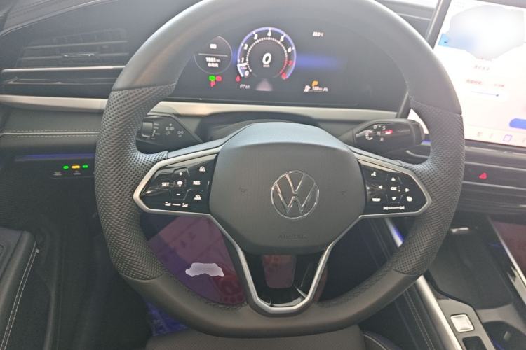 Used Volkswagen Passat 2025 Pro 380TSI Dragon Supreme Edition Steering Wheel