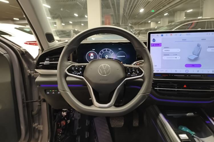 Used Volkswagen Passat 2025 Pro 380TSI Dragon Supreme Edition Steering Wheel