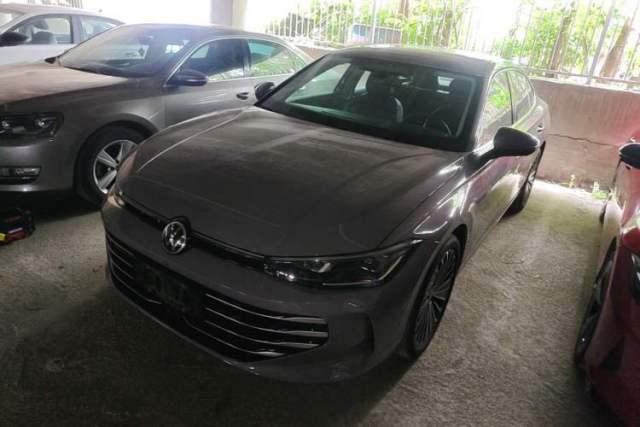 Used Volkswagen Passat 2025 Pro 380TSI Dragon Supreme Edition