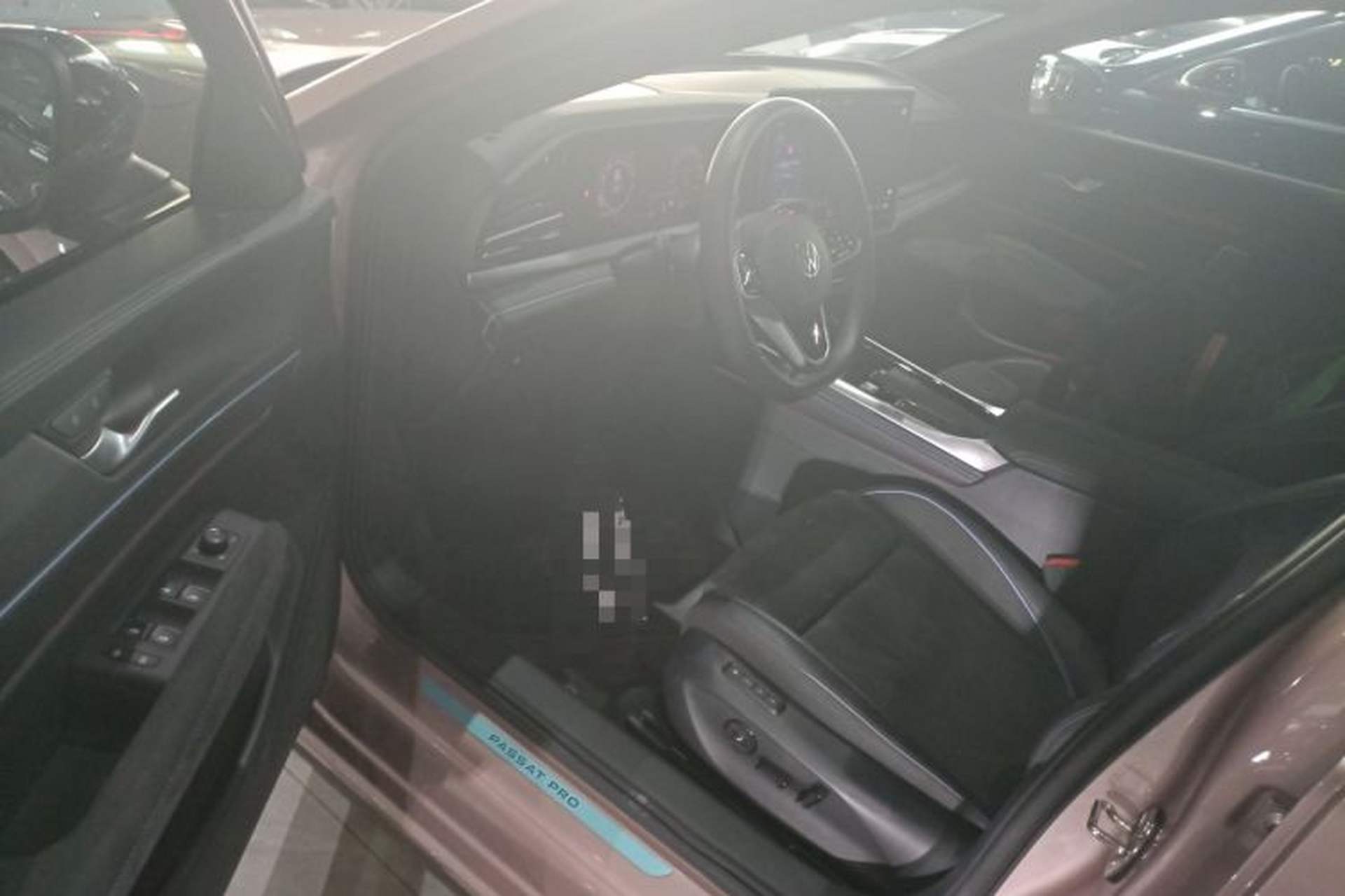 Used Volkswagen Passat 2025 Pro 380TSI Starry Dragon Luxury Edition Interior 3