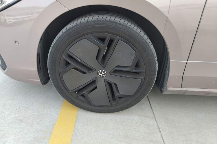 Used Volkswagen Passat 2025 Pro 380TSI Starry Dragon Luxury Edition Left Front Wheel Hub