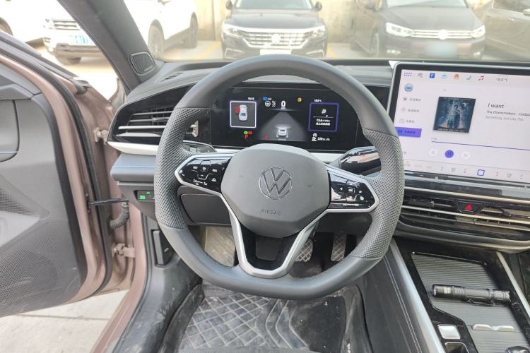 Used Volkswagen Passat 2025 Pro 380TSI Starry Dragon Luxury Edition Steering Wheel