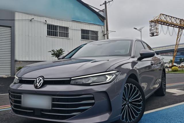 Used Volkswagen Passat 2025 Pro 380TSI Dragon Supreme Edition