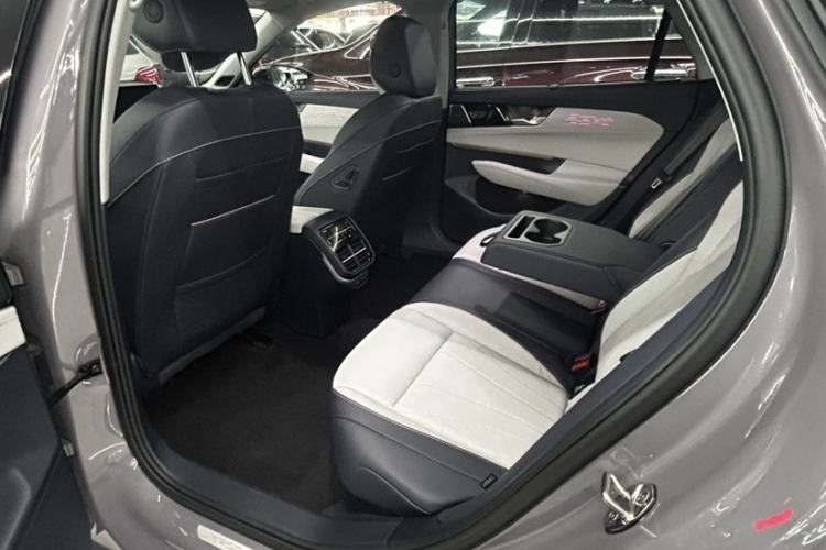 Used Volkswagen Passat 2025 Pro 380TSI Starry Dragon Luxury Edition Interior 3
