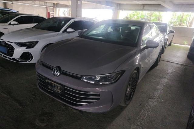 Used Volkswagen Passat 2025 Pro 380TSI Dragon Supreme Edition