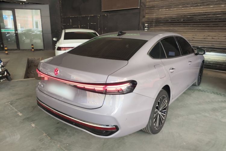 Used Volkswagen Passat 2025 Pro 380TSI Dragon Supreme Edition Rear Right 45 Deg