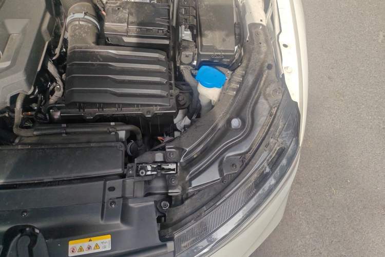 Used Volkswagen Passat 2025 Pro 380TSI Starry Dragon Edition Engine Bay Left