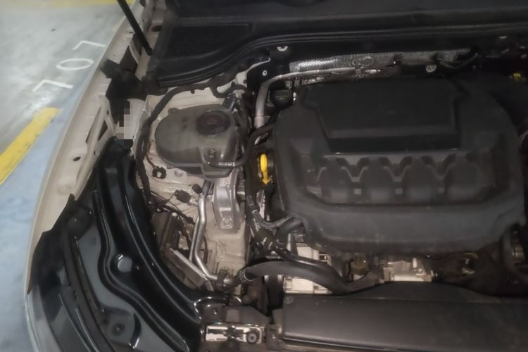 Used Volkswagen Passat 2025 Pro 380TSI Starry Dragon Edition Engine Bay Right