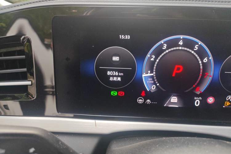 Used Volkswagen Passat 2025 Pro 380TSI Starry Dragon Edition Odometer Close Up