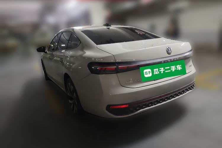 Used Volkswagen Passat 2025 Pro 380TSI Starry Dragon Edition Rear Left 45 Deg