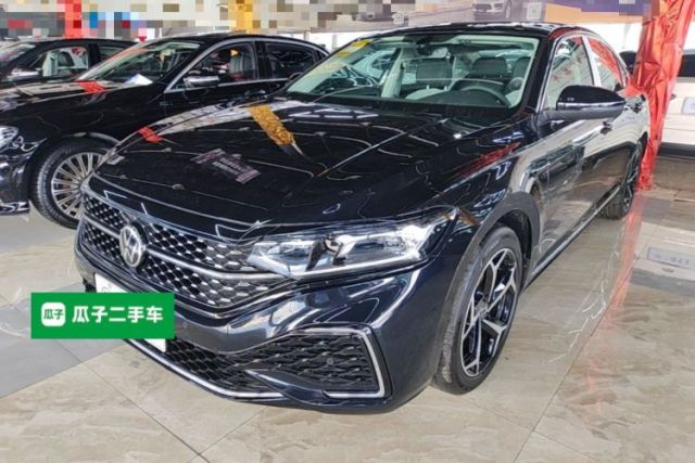 Ojetý Volkswagen Passat 2026 Model, Outstanding 380TSI Xingkong Longteng Edition