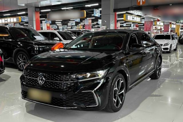 Used Volkswagen Passat 2026 Model, Outstanding 380TSI Xingkong Longteng Edition
