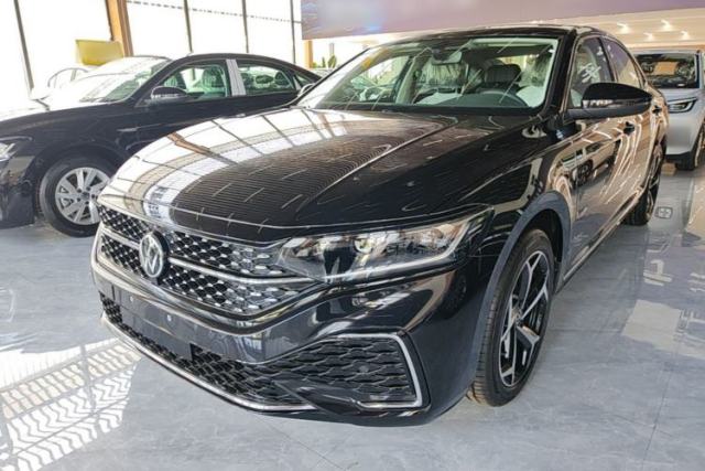 Used Volkswagen Passat 2026 Model, Outstanding 380TSI Xingkong Longteng Edition