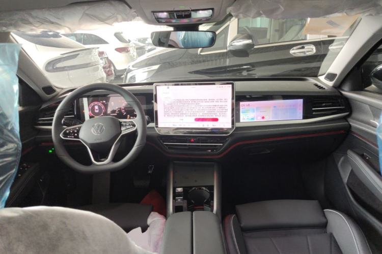 Used Volkswagen Passat 2026 Model, Pro 380TSI Xingkong Longyun Edition Center Console
