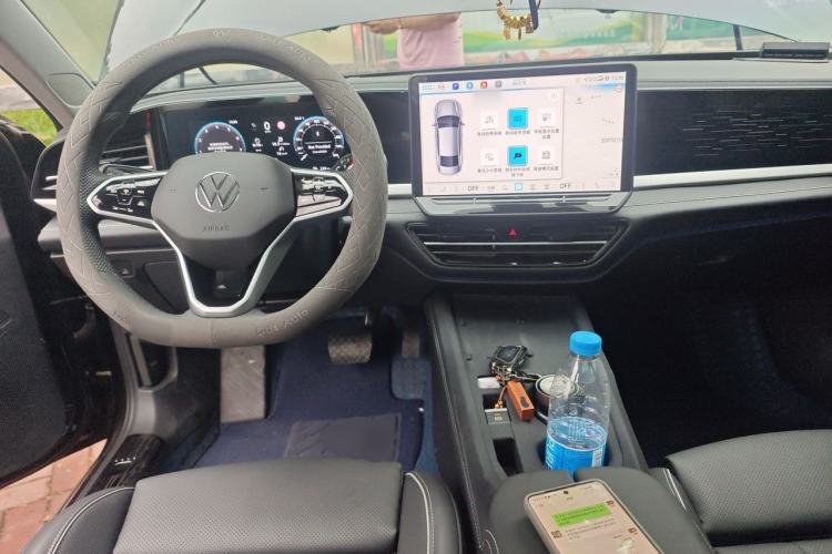 Used Volkswagen Passat 2026 Model, Pro 380TSI Xingkong Longyao Edition Center Console