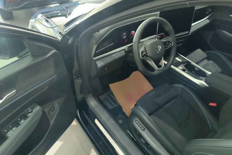 Used Volkswagen Passat 2026 Model, Pro 380TSI Xingkong Longzun Edition Driver Seat