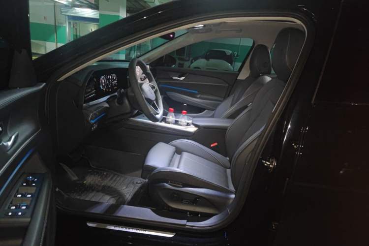 Used Volkswagen Passat 2026 Model, Pro 300TSI Xingkong Longyao Edition Driver Seat