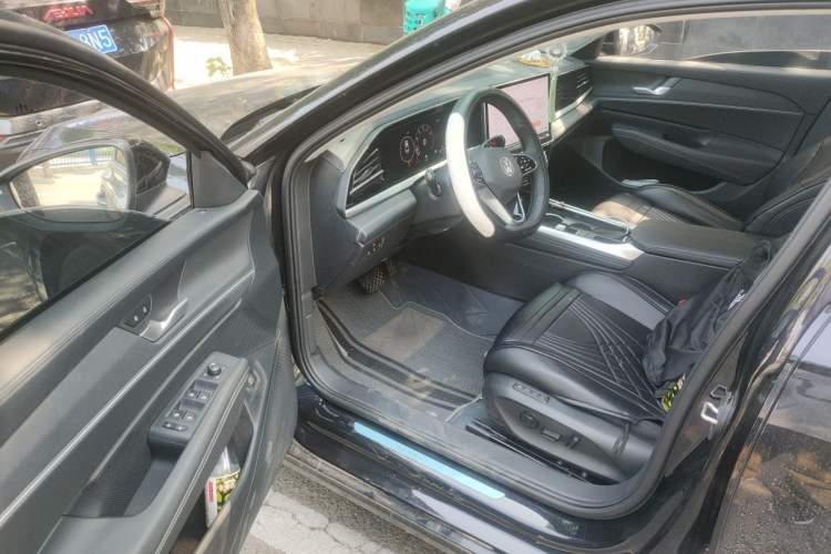 Used Volkswagen Passat 2026 Model, Pro 380TSI Longyao Edition Driver Seat