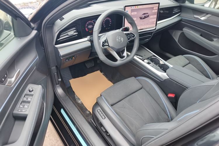 Used Volkswagen Passat 2026 Model, Pro 380TSI Xingkong Longzun Edition Driver Seat