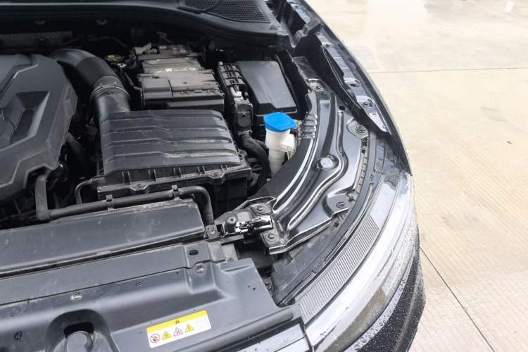 Used Volkswagen Passat 2026 Model, Pro 380TSI Xingkong Longyao Edition Engine Bay Left
