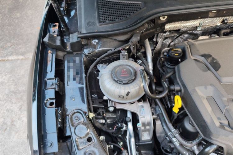 Used Volkswagen Passat 2026 Model, Outstanding 380TSI Longteng Edition Engine Bay Right
