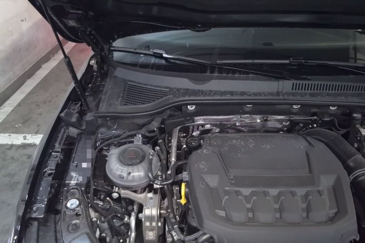 Used Volkswagen Passat 2026 Model, Outstanding 380TSI Longteng Edition Engine Bay Right