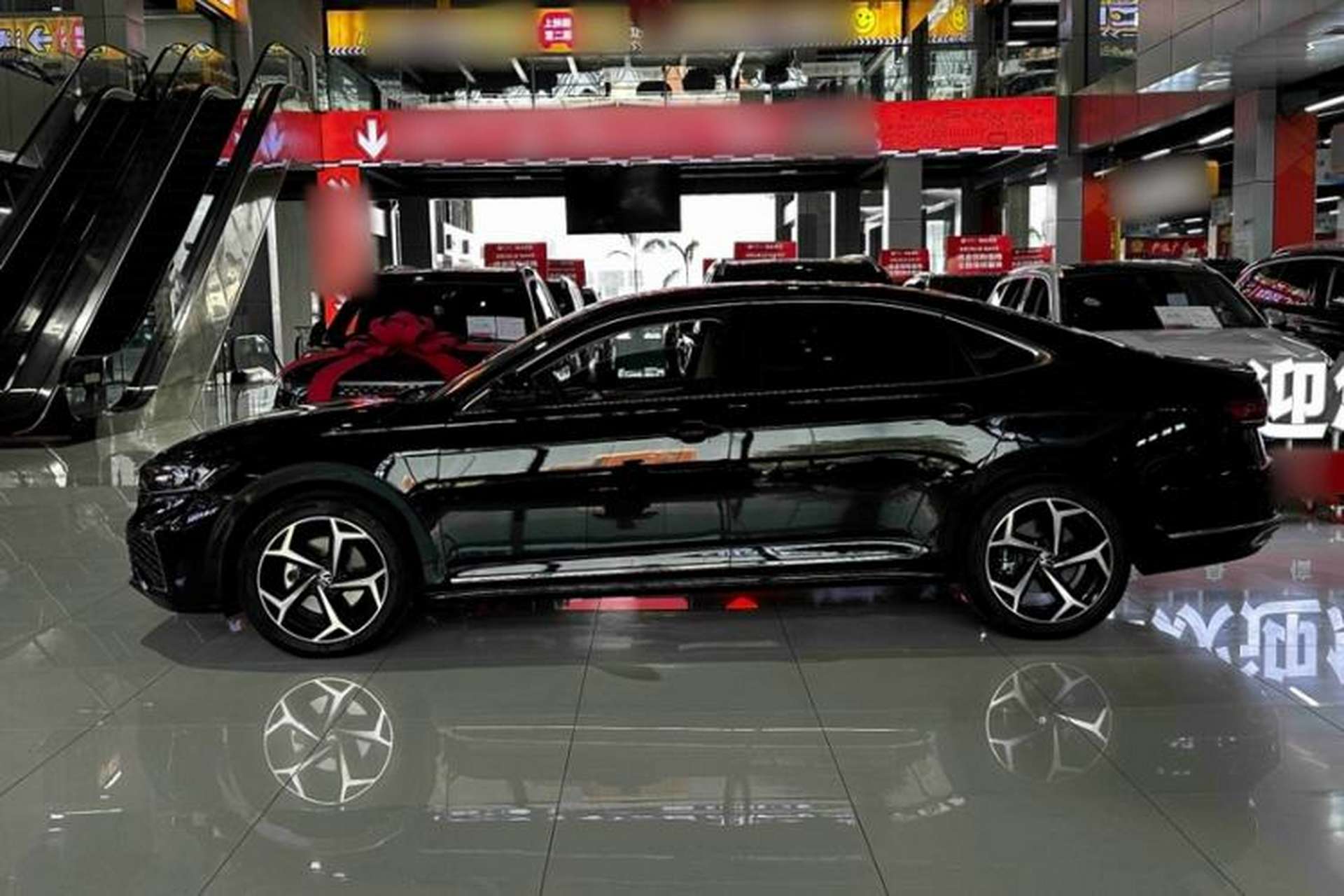 Used Volkswagen Passat 2026 Model, Outstanding 380TSI Xingkong Longteng Edition Exterior 3