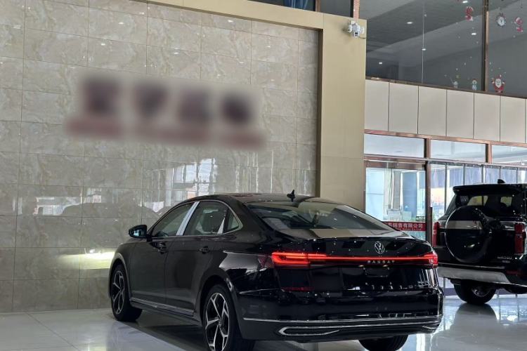 Used Volkswagen Passat 2026 Model, Outstanding 380TSI Xingkong Longteng Edition Exterior 5