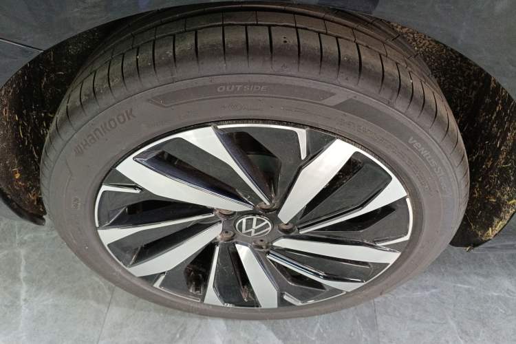 Used Volkswagen Passat 2026 Model, Outstanding 330TSI Elite Edition Exterior 5
