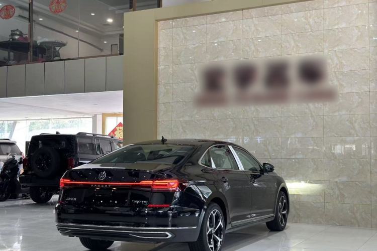 Used Volkswagen Passat 2026 Model, Outstanding 380TSI Xingkong Longteng Edition Exterior 6