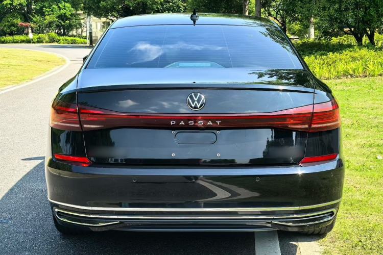 Used Volkswagen Passat 2026 Model, Outstanding 380TSI Xingkong Longteng Edition Exterior 7