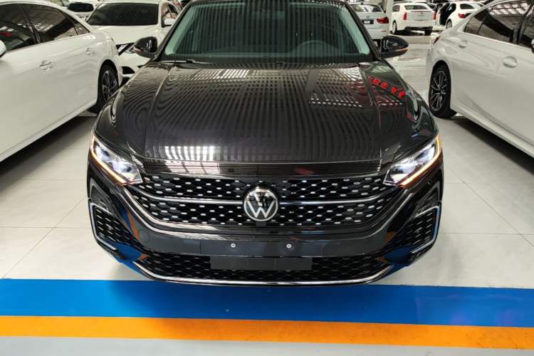 Used Volkswagen Passat 2026 Model, Outstanding 380TSI Xingkong Longteng Edition Front