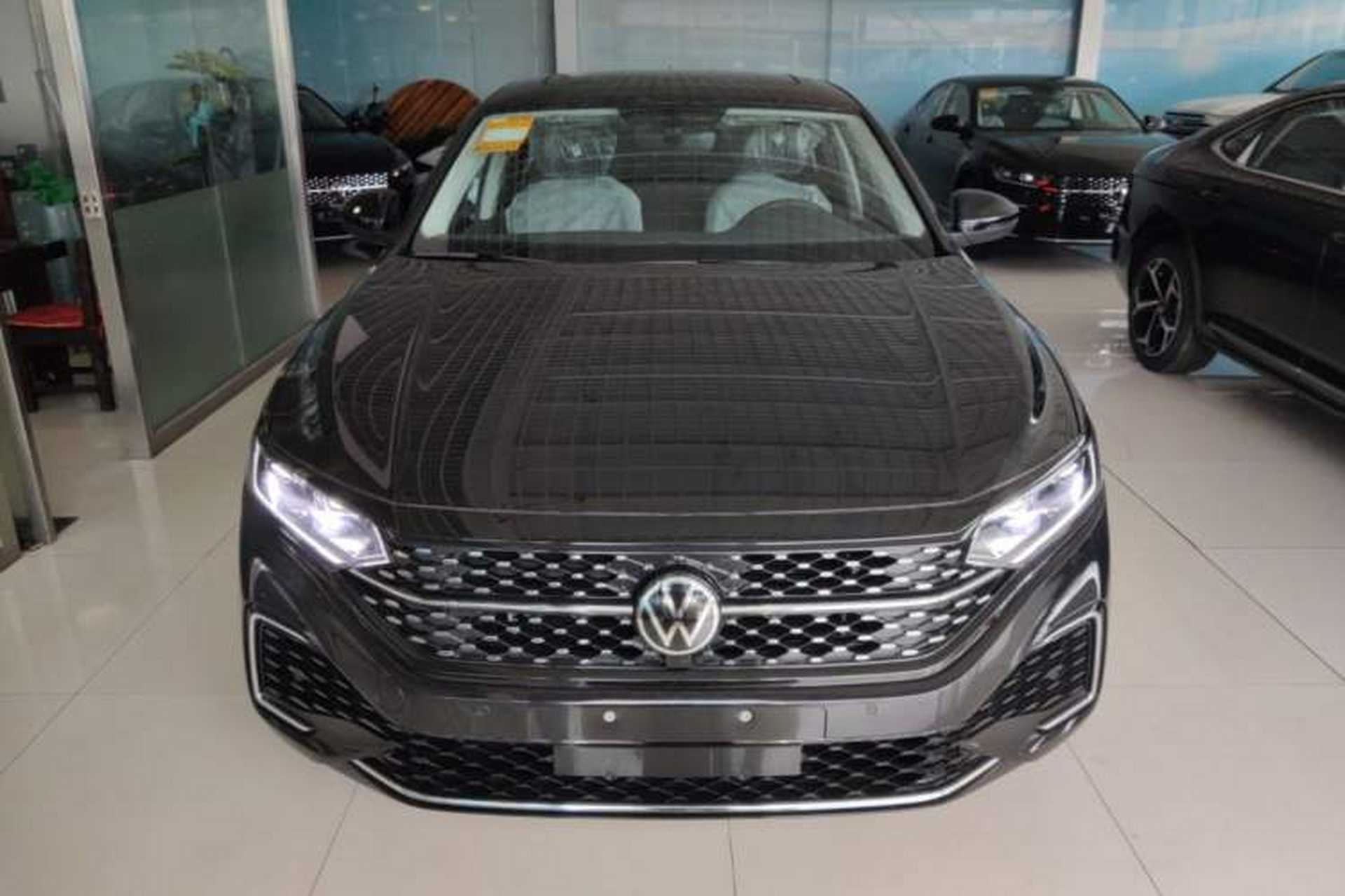 Used Volkswagen Passat 2026 Model, Outstanding 380TSI Xingkong Longteng Edition Front